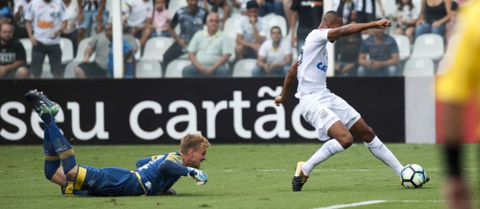 Gol de Copete surguiu em contragolpe e ecorregão de Douglas (Foto: Ivan Storti / Santos FC)