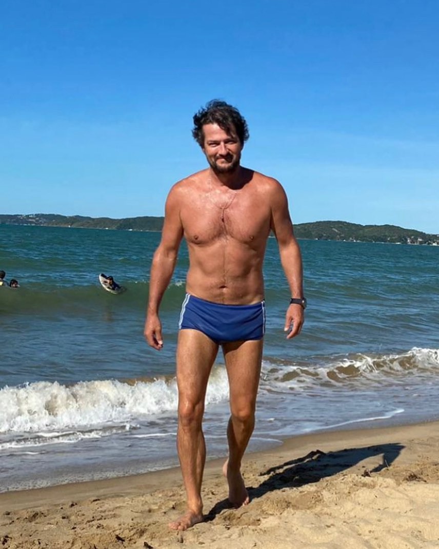 Marcelo Serrado mostra físico 8 quilos mais magro (Foto: Reprodução/Instagram)