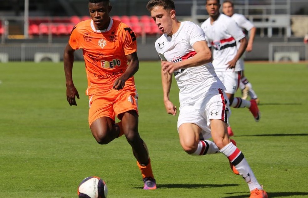 No primeiro turno, as equipes ficaram no empate em 1 a 1, em duelo equilibrado (Foto: Wilson Ribeiro/saopaulofc.net )