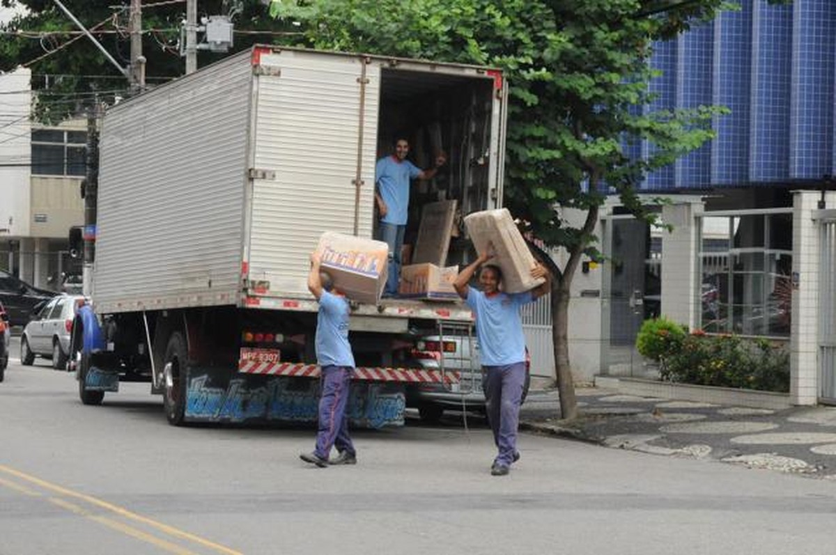 Emprego: confira 318 vagas ofertadas em 19 municípios de Pernambuco nesta quinta