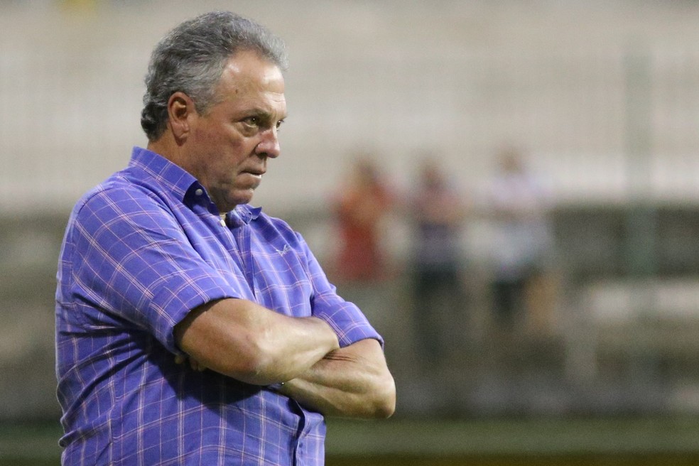 Gallo afirmou que Abel Braga, do Fluminense, não foi procurado pelo Atlético-MG (Foto: RUI PORTO FILHO/AGIF/ESTADÃO CONTEÚDO)