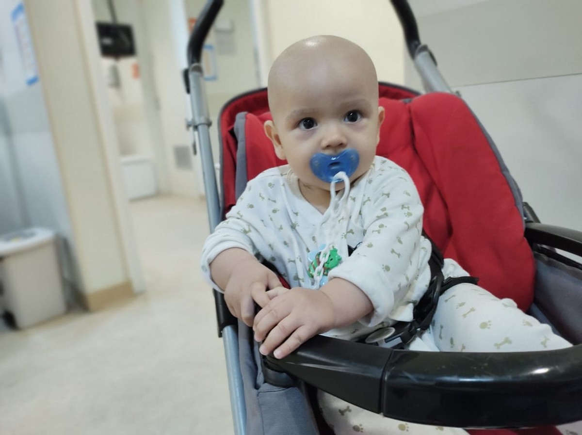 Famosos apoiam campanha para tratamento de bebê com leucemia nos Estados Unidos