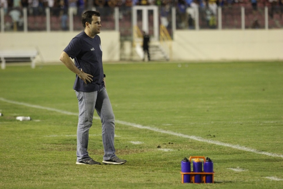 Daniel Paulista continua no comando técnico do Dragão — Foto: Osmar Rios