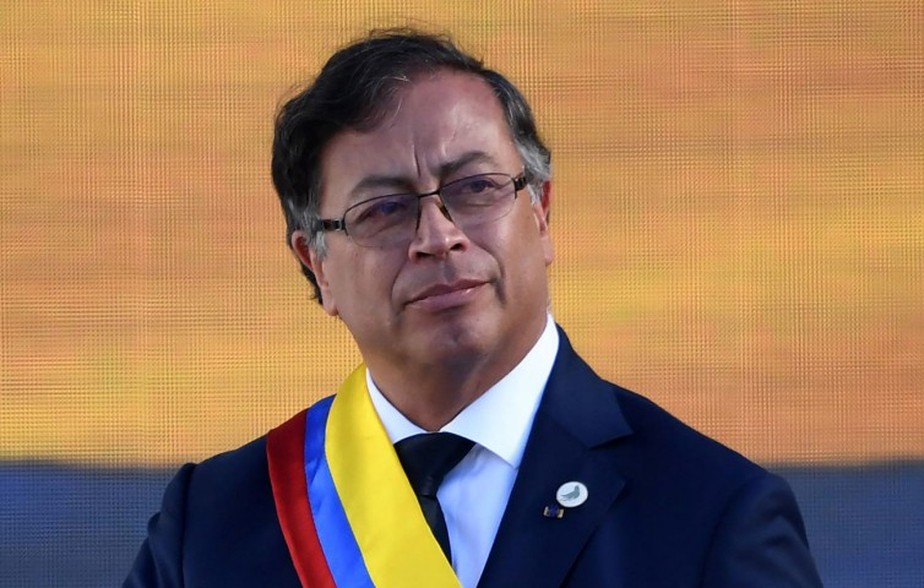 O novo presidente da Colômbia, Gustavo Petro, durante a cerimônia de posse