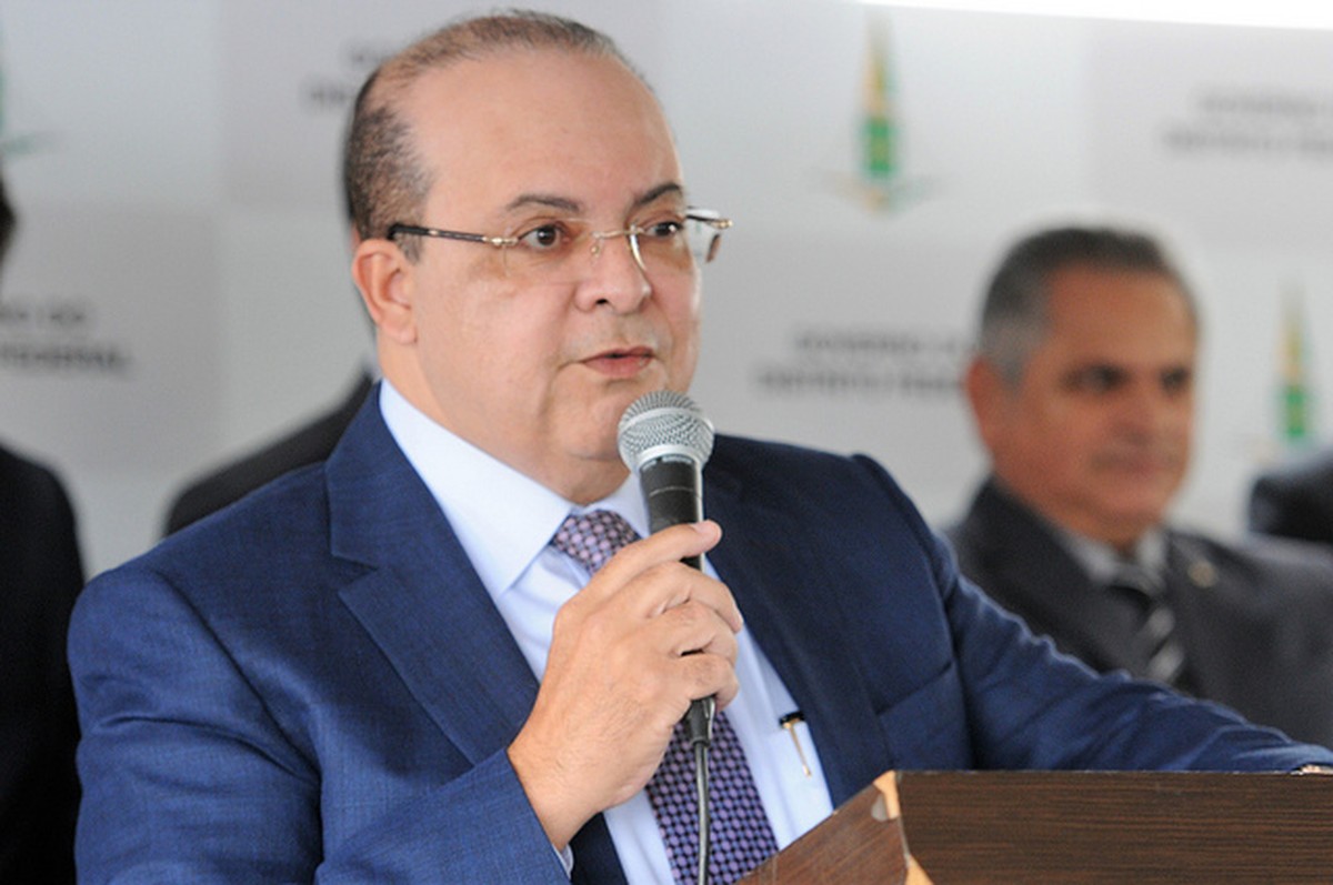 Ibaneis altera decreto sobre nepotismo e autoriza nomeação de parentes em órgãos diferentes