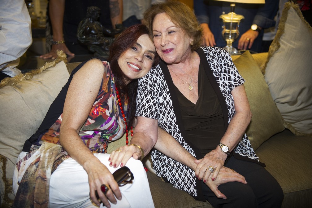 Nicette Bruno e Françoise Fourton na festa de abertura da novela 'I love Paraisópolis' — Foto: Globo/João Miguel Júnior