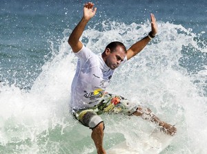 surfe Victor Ribas Mundial Masters Arpoador (Foto: Kelly Cestari/ASP)