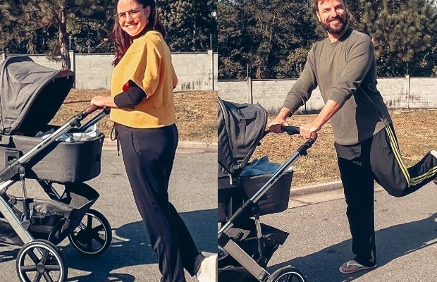 Fernanda Vasconcellos e Cássio Reis passeiam de pijama com o filho (Foto: reprodução/instagram)