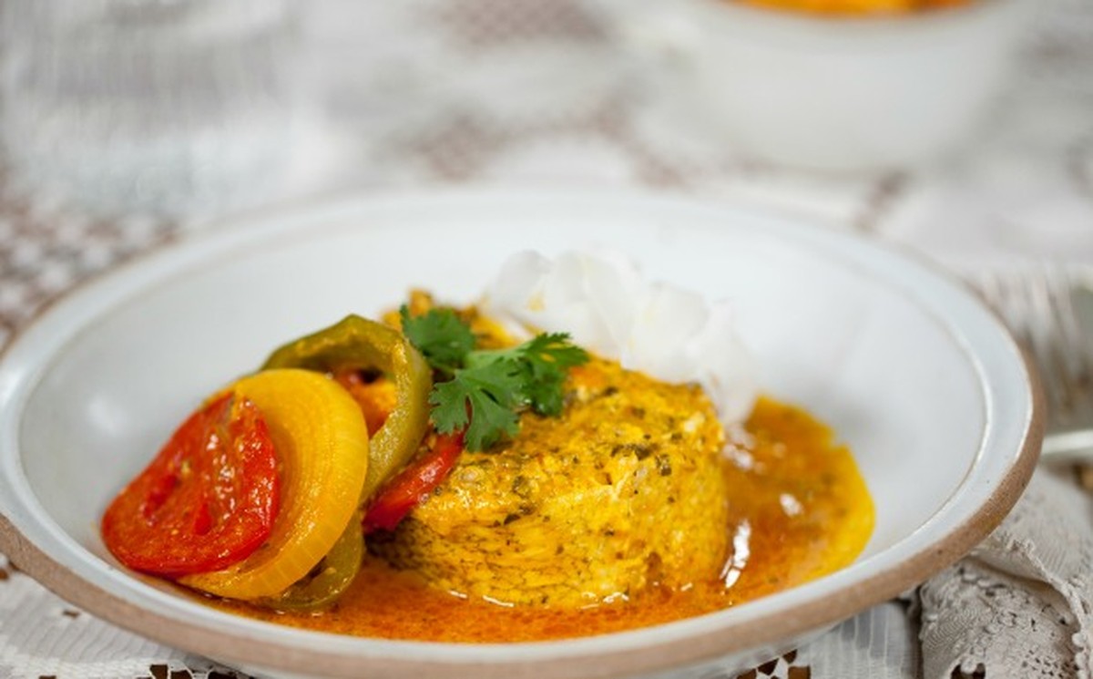 Moqueca baiana com leite de coco caseiro | Receitas Gshow | Gshow