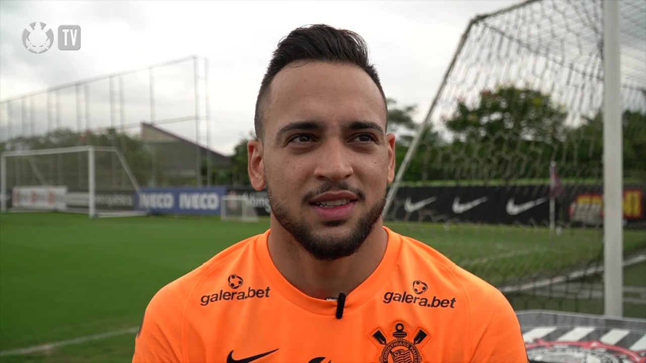Bastidores: veja imagens da volta de Maycon ao Corinthians