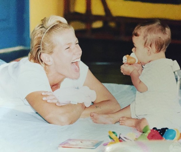 Xuxa relembra a filha Sasha ainda bebê (Foto: Reprodução/Instagram)