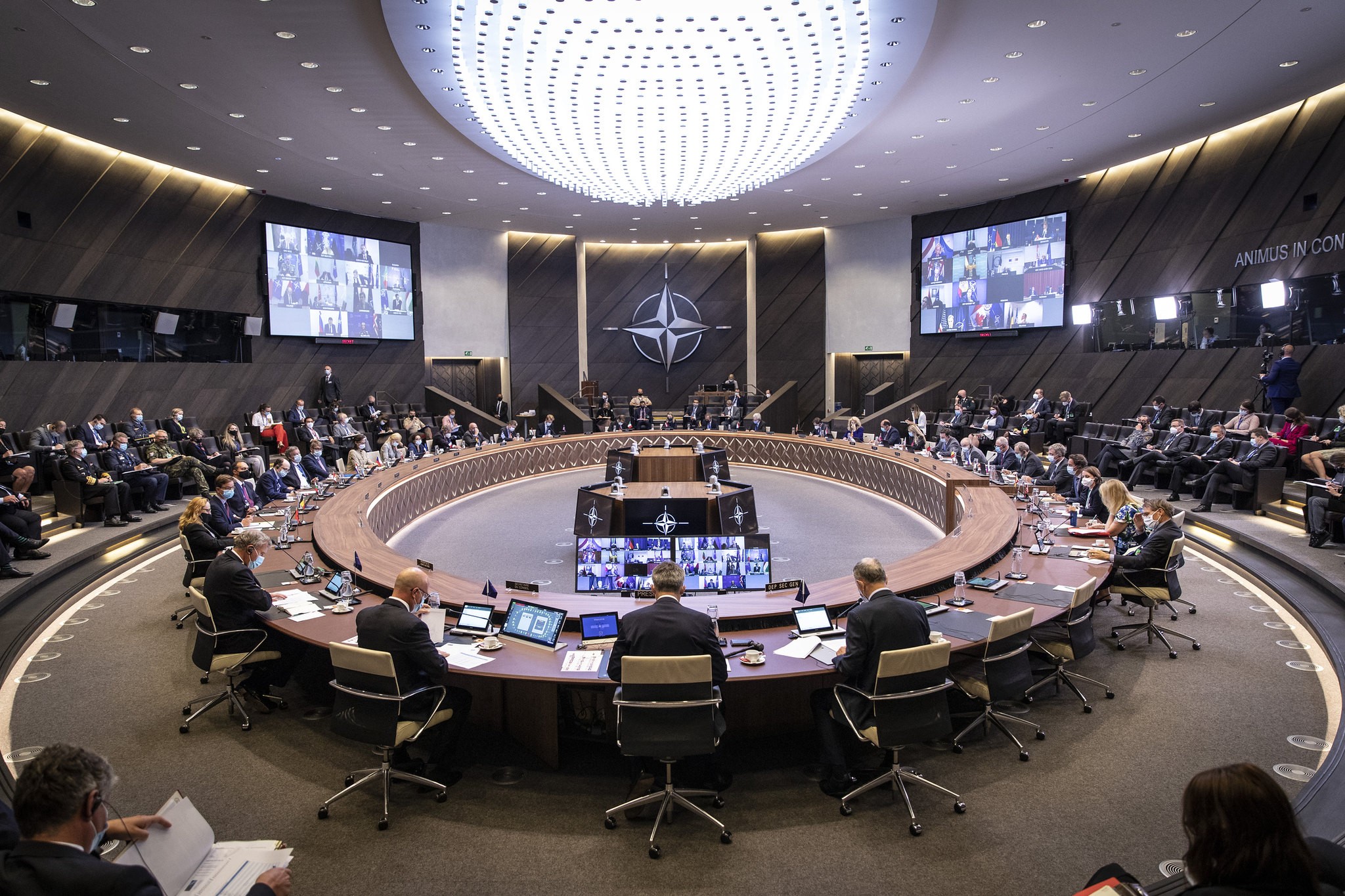 Reunião extraordinária da OTAN sobre a situação no Afeganistão (Foto: OTAN)