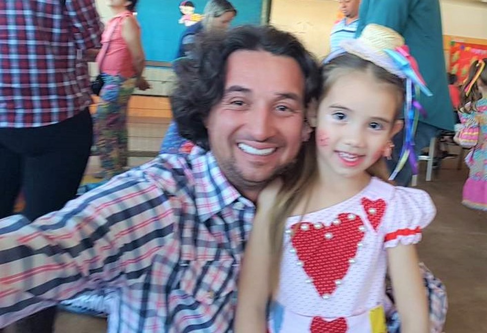O empresário Daniel Pimentel Magalhães e a filha morreram em um acidente em estrada de Brotas — Foto: Redes socias