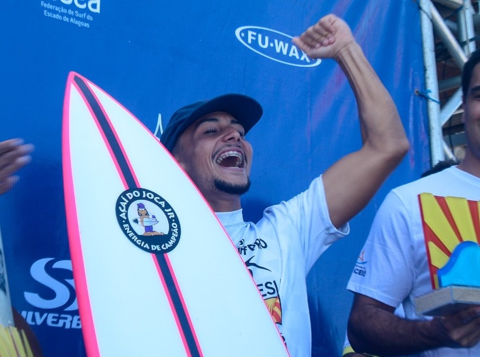 Mateus Sena &mdash; Foto: CBSurf