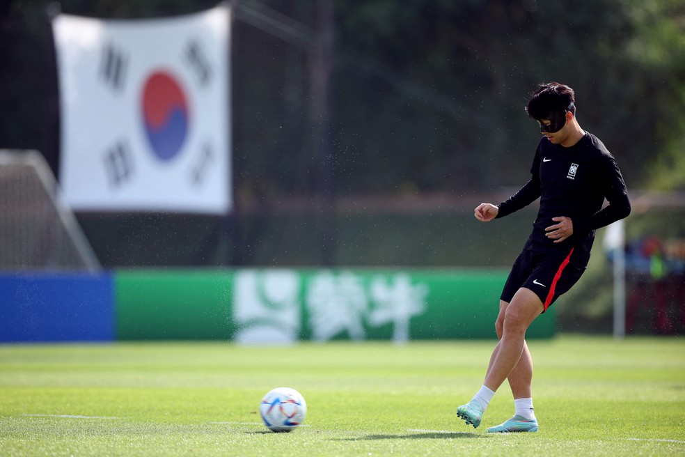 Heung-min Son treina com a seleção da Coreia do Sul — Foto: REUTERS/Kim Hong-Ji