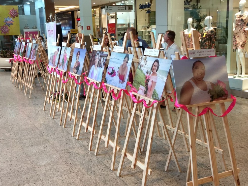 Fotos de mulheres que passaram ou enfrentam tratamento de câncer estão à mostra em shopping da Zona Norte de Natal (Foto: Divulgação/ Partage Norte Shopping)