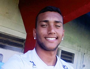 Curtinha: goleiro revelado pelo Fla vai defender o Bonsucesso no Carioca