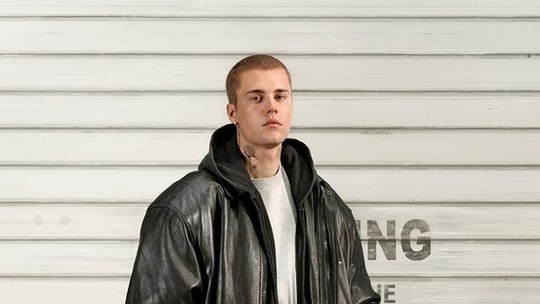 Justin Bieber é o novo garoto-propaganda da Balenciaga - e já queremos roubar o look usado por ele na campanha