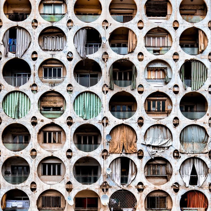 Fotógrafo registra beleza por trás de prédios abandonados em Beirute (Foto: Divulgação)