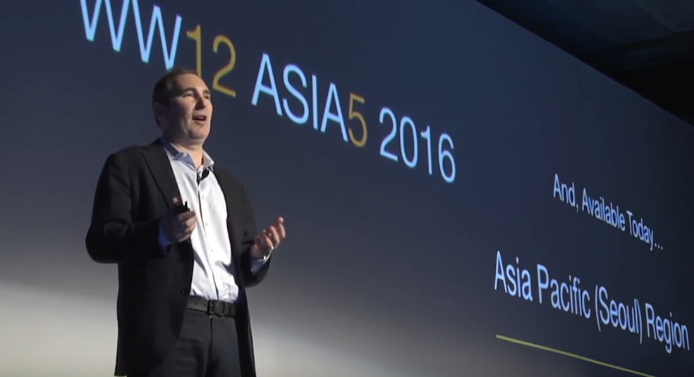 Andy Jassy, CEO da Amazon, em anúncio do Amazon Web Services em 2016. — Foto: Divulgação/Amazon