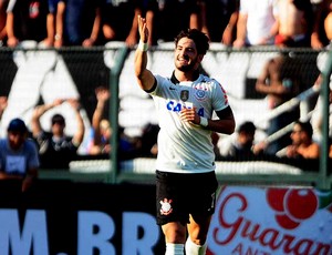 Narrador vê Pato se 'transformando' após segundo gol sobre o Flamengo ...