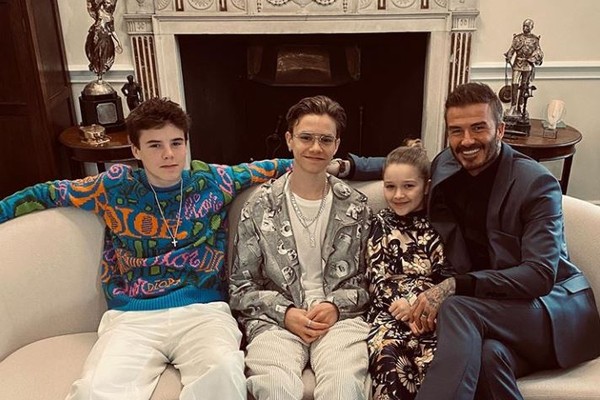 David Beckham e os filhos (Foto: Instagram)