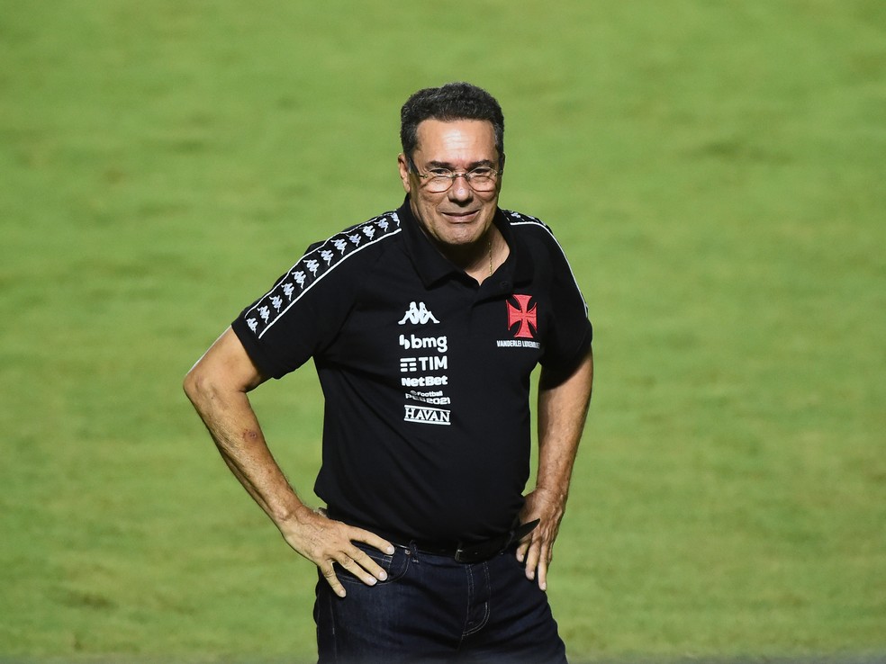 Vasco x Botafogo: Vanderlei Luxemburgo � o t�cnico do Vasco � Foto: Andr� Dur�o