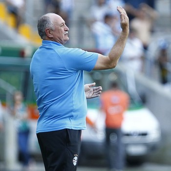 Retrospectiva: Grêmio volta a vencer Gre-Nal, mas fica novamente sem título