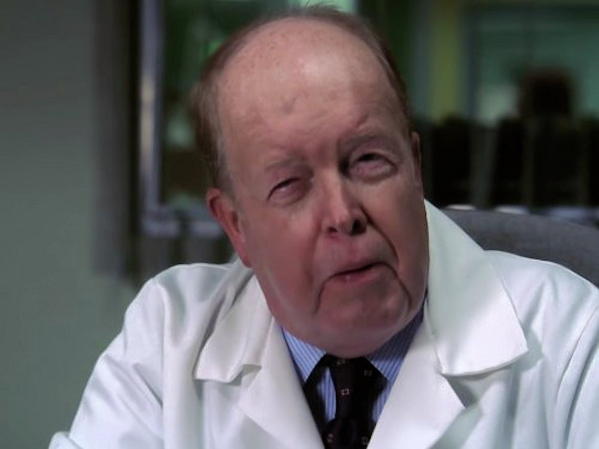 John Aylward, de ‘Plantão médico’, morre aos 75 anos |  TV e séries