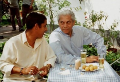 Com Paulinho da Viola em gravação de comercial, em 1997