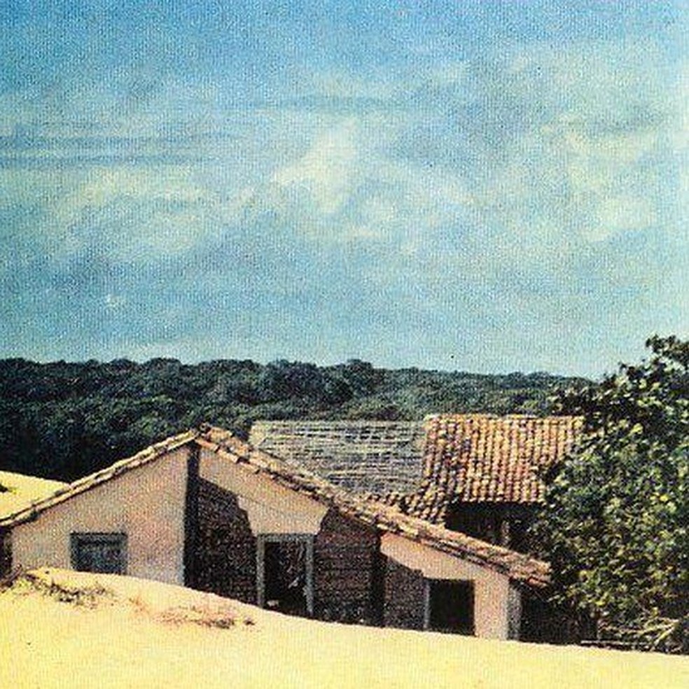 Dunas adentram a antiga vila: processo de soterramento levou aproximadamente uma década — Foto: Parque Estadual de Itaúnas