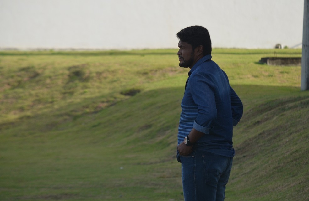 No Paraibano 2018, Índio Ferreira vai comandar o Atlético de Cajazeiras nos 1542 km percorridos durante a primeira fase (Foto: Hévilla Wanderley / GloboEsporte.com/pb)