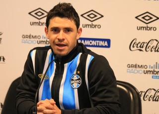 Grêmio evita pensar em liderança e diz que é cedo para falar em título