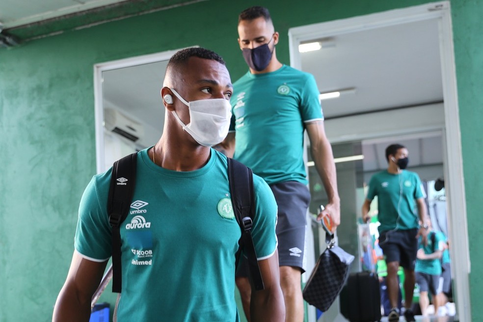 Luiz Otávio deixa a Chapecoense — Foto: Márcio Cunha/ACF