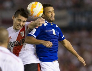 Cruzeirenses relevam vantagem de decidir em casa contra o Palmeiras