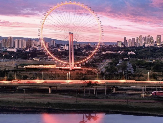 Maior roda-gigante da América Latina será inaugurada em agosto em São Paulo (Foto: Reprodução/Instagram @rodasaopaulo)