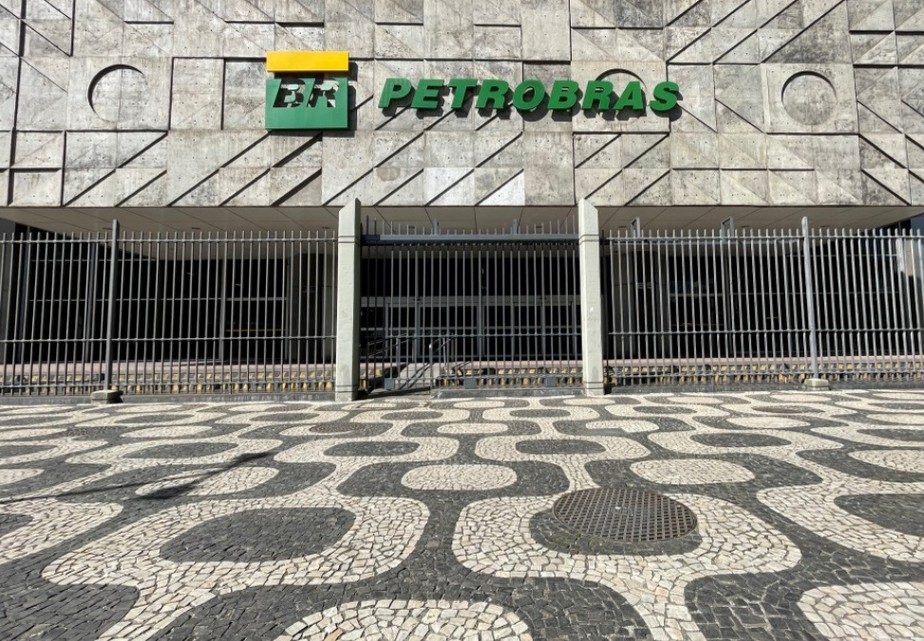 Petrobras, que mais pagou dividendos no mundo no segundo trimestre, ficou bem à frente de outras petroleiras e de empresas como Nestlé, China Mobile e Microsoft