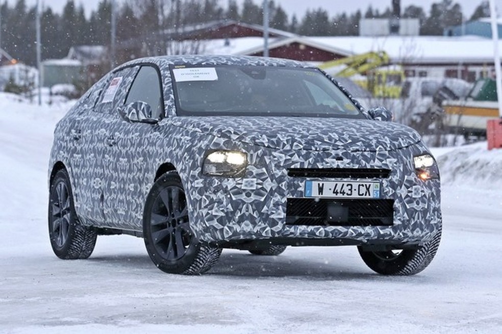 Sucessor Do Citroen C4 Cactus E Flagrado E Parece Ser Um Suv Cupe Como O Renault Arkana Segredos E Flagras Autoesporte