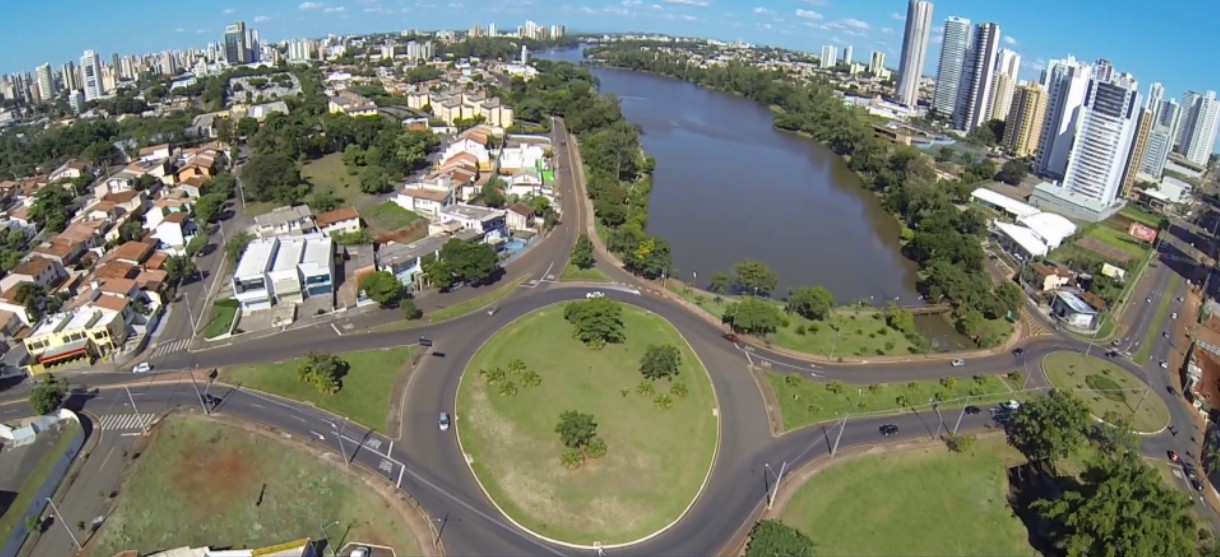 Avenida Maringá terá bloqueio parcial por causa de obras da Sanepar, em Londrina