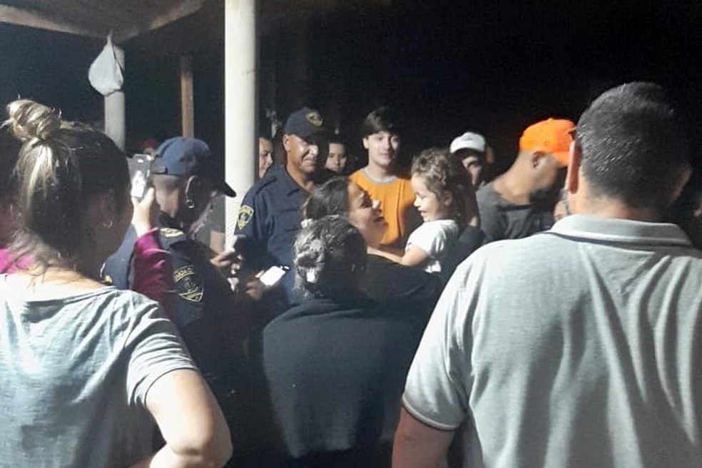 Menina se perdeu em um pesqueiro e foi achada em um canavial em Laranjal Paulista horas depois — Foto: Arquivo Pessoal 