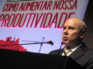 Ministro da Fazenda, Guido Mantega, participa de fórum sobre competitividade, em São Paulo (Foto: Darlan Alvarenga/G1)