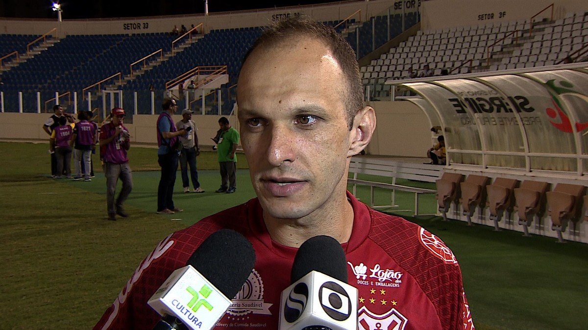 Danilo Rios celebra gol e diz: 
