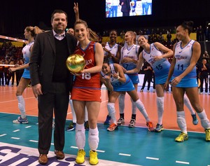 Camila Brait melhor lívero Osasco campeão Top Volley Basiléia (Foto: João Pires/Fotojump)