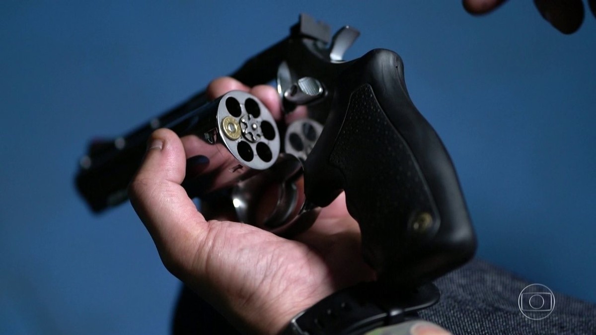 Polícia Federal formaliza autorização para cidadão comprar até quatro armas