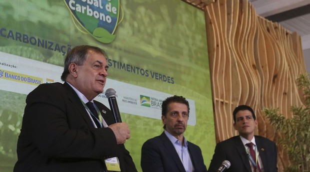 s ministros da Ciência, Tecnologia e Inovação, Paulo Alvim, durante o congresso Mercado Global de Carbono (Foto: Tânia Rêgo/Agência Brasil)
