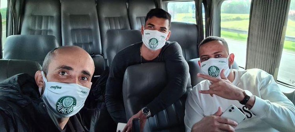 Reforço na área! Danilo Barbosa chega ao Brasil para fazer exames e assinar com o Palmeiras
