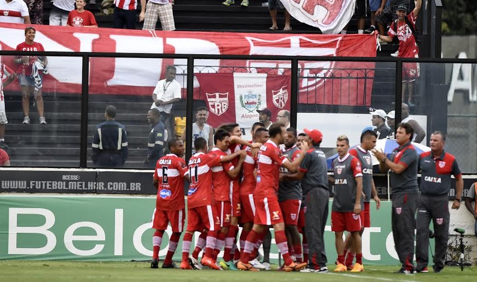 Em 2016, o CRB fez a melhor campanha nos pontos corridos — Foto: André Durão/GloboEsporte.com