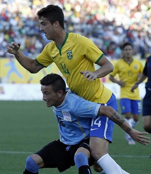 Nicolás Albarracin Uruguai Brasil futebol Pan (Foto: EFE/Javier Etxezarreta)