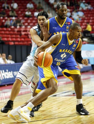 Leandrinho tem nova chance na NBA