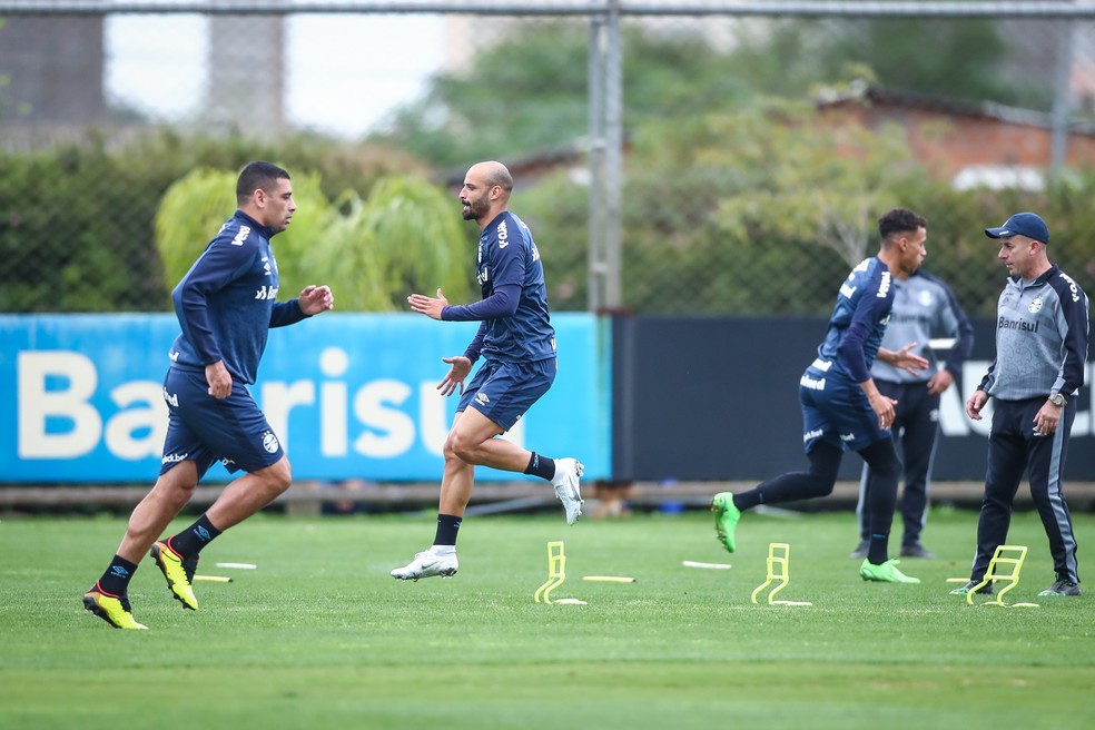 Veja como o resultado da partida entre Grêmio e Cruzeiro pode afetar a tabela da Série B